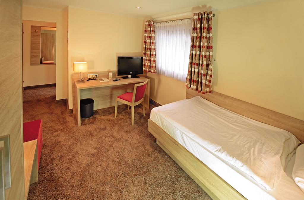 Landhotel Goldener Acker Morsbach  Exterior photo